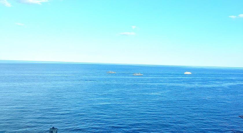 Гостиница Livadiya Sea View Apartments Ялта-14