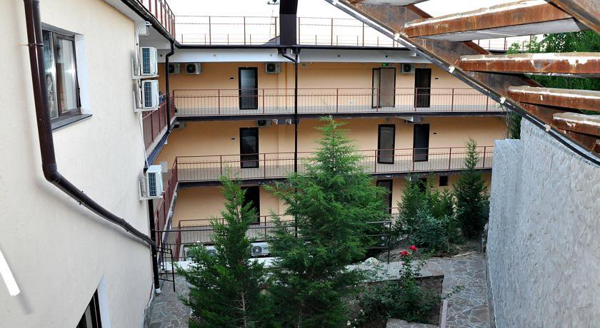 Гостиница Livadiya Sea View Apartments Ялта-20