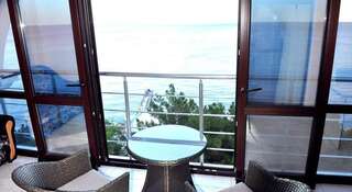 Гостиница Livadiya Sea View Apartments Ялта-0