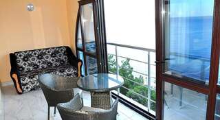 Гостиница Livadiya Sea View Apartments Ялта Апартаменты с видом на море-11