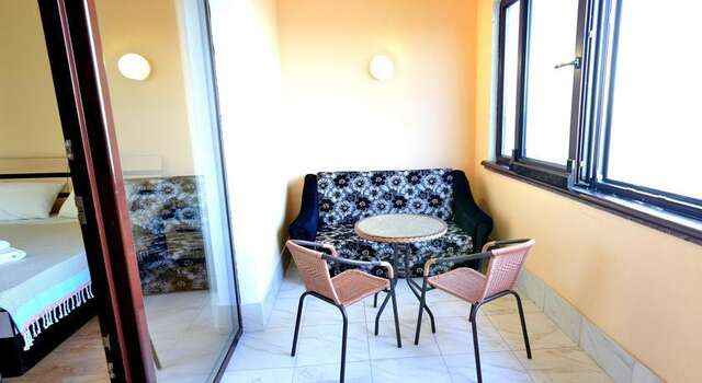 Гостиница Livadiya Sea View Apartments Ялта-16