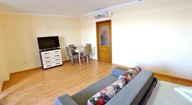 Гостиница Livadiya Sea View Apartments Ялта-12