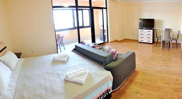 Гостиница Livadiya Sea View Apartments Ялта-17